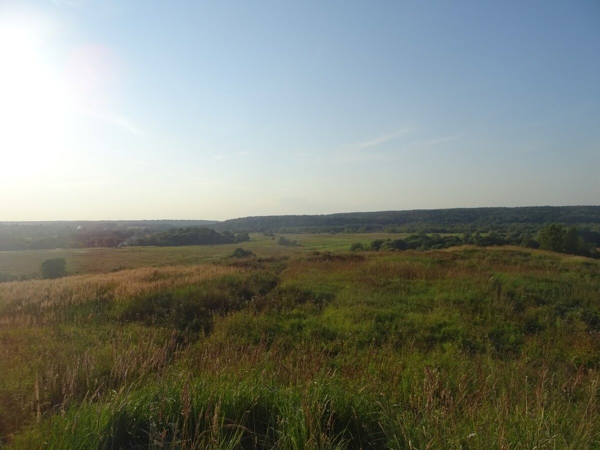 Отсюда пошёл есть Малоярославец. Его городище. Фото: Владимир Сергеев