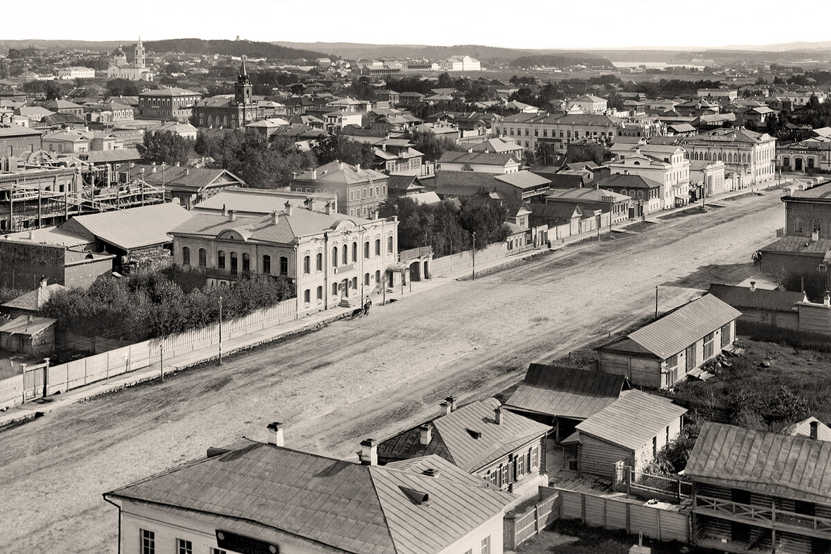 Сколько тайн хранят в себе усадьбы старого города…