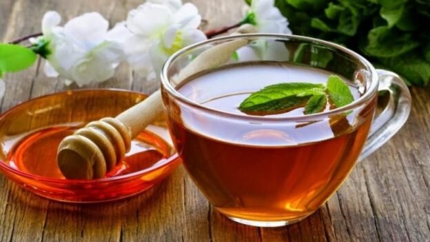 Полезен ли чай с медом?