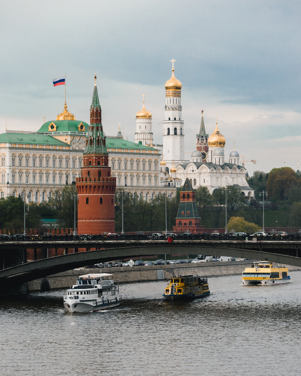 кремль в москве на