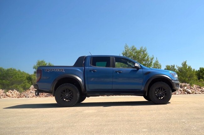 Ford Ranger Raptor вид сбоку