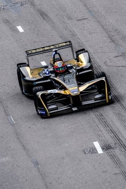 https://www.gettyimages.co.uk/photos/formula-e?family=editorial&page=40&phrase=formula%20e&sort=mostpopular#license