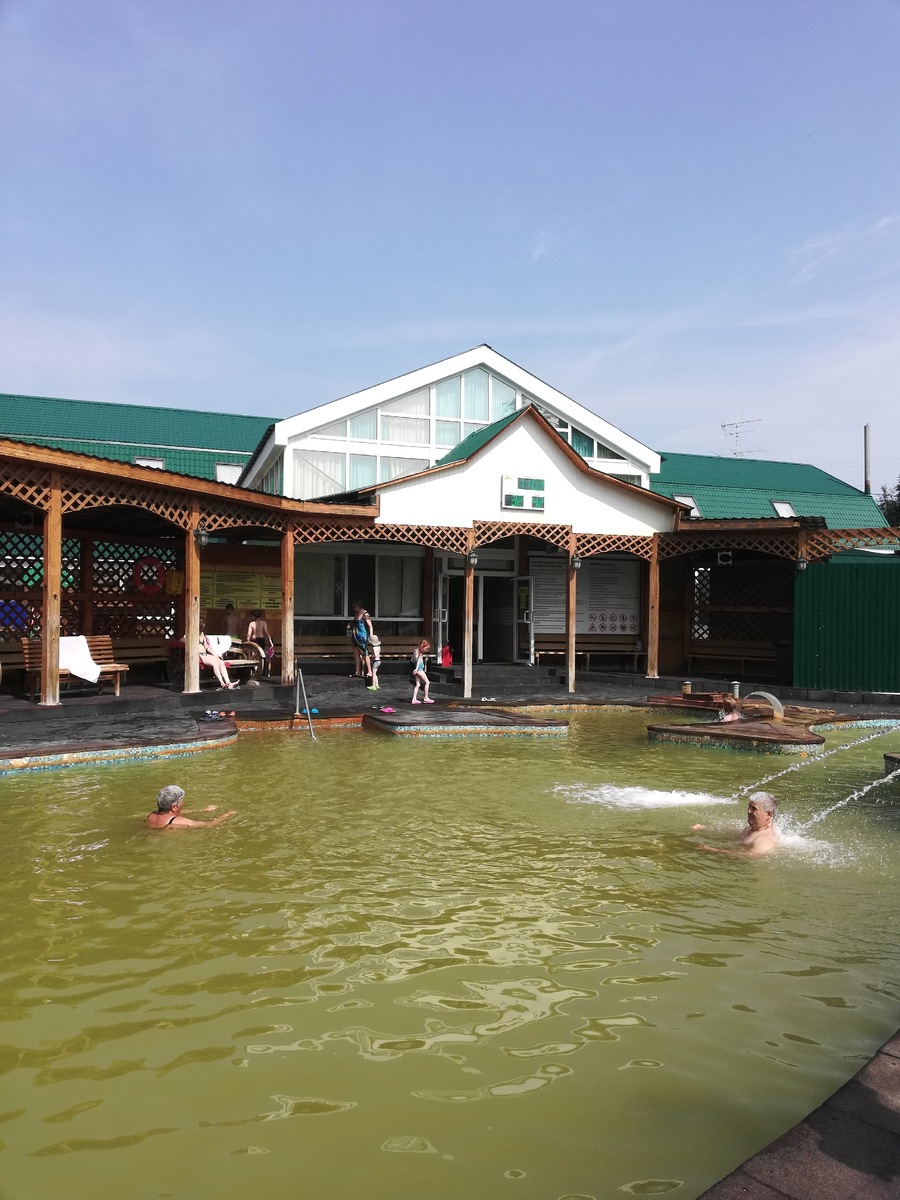 Горячий источник "Аван"