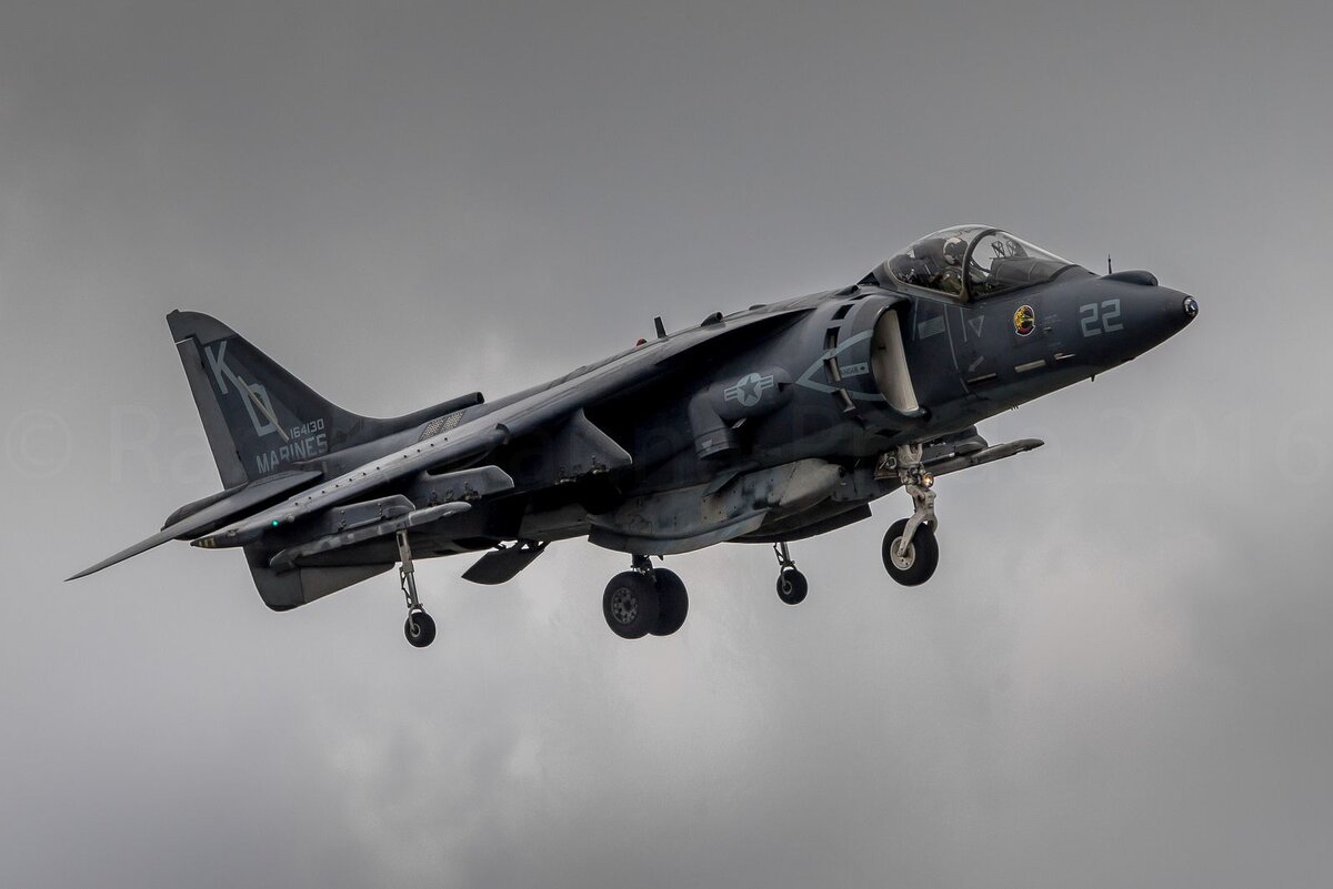 Истребитель Harrier av-8b