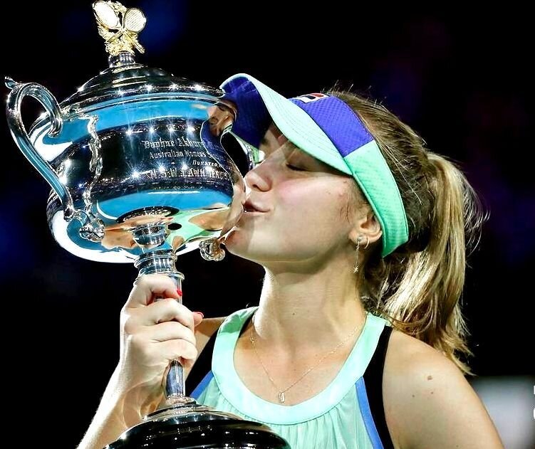София с кубком Australian Open
