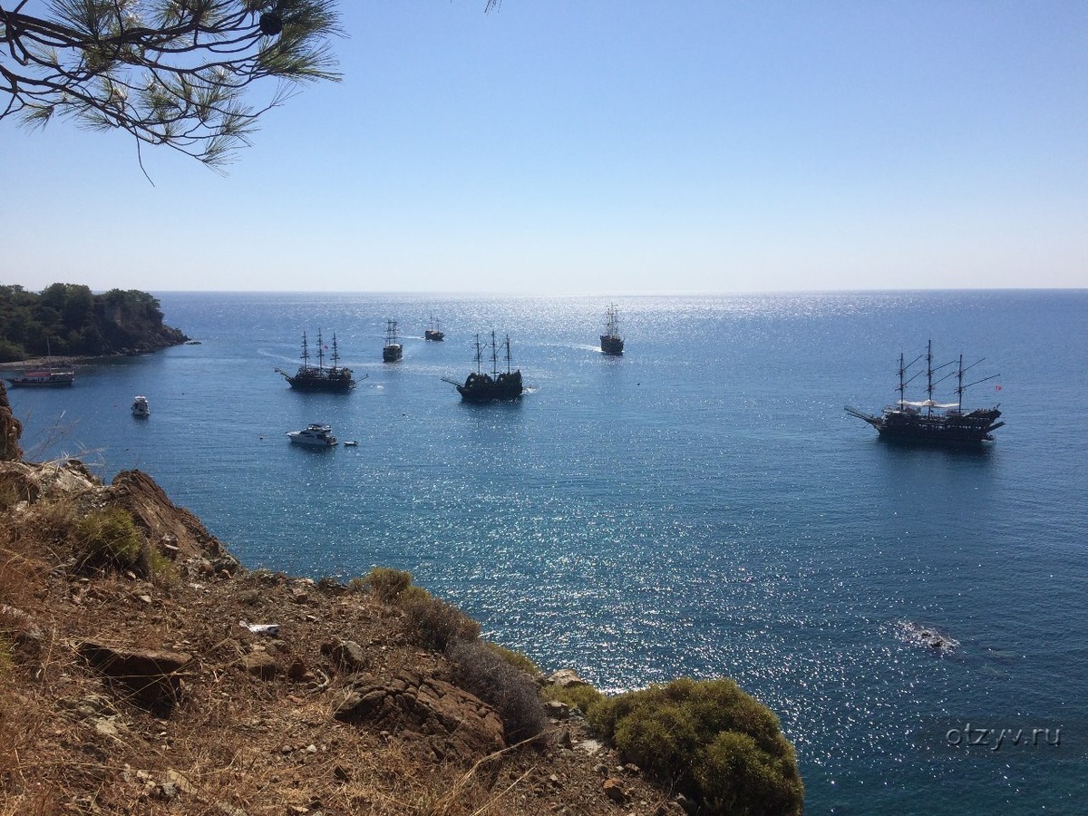 Корабли в бухте Фазелиса