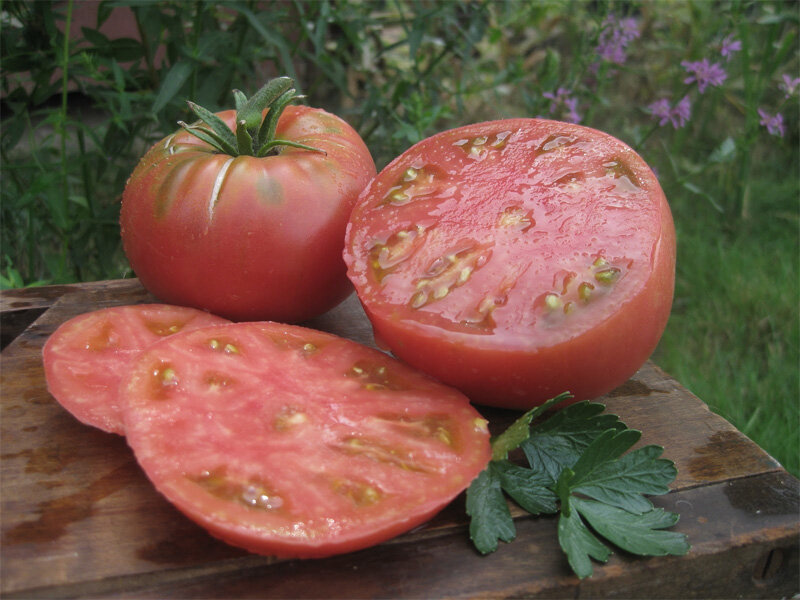 Розовые помидоры. Фото взято из яндекс-картинки.