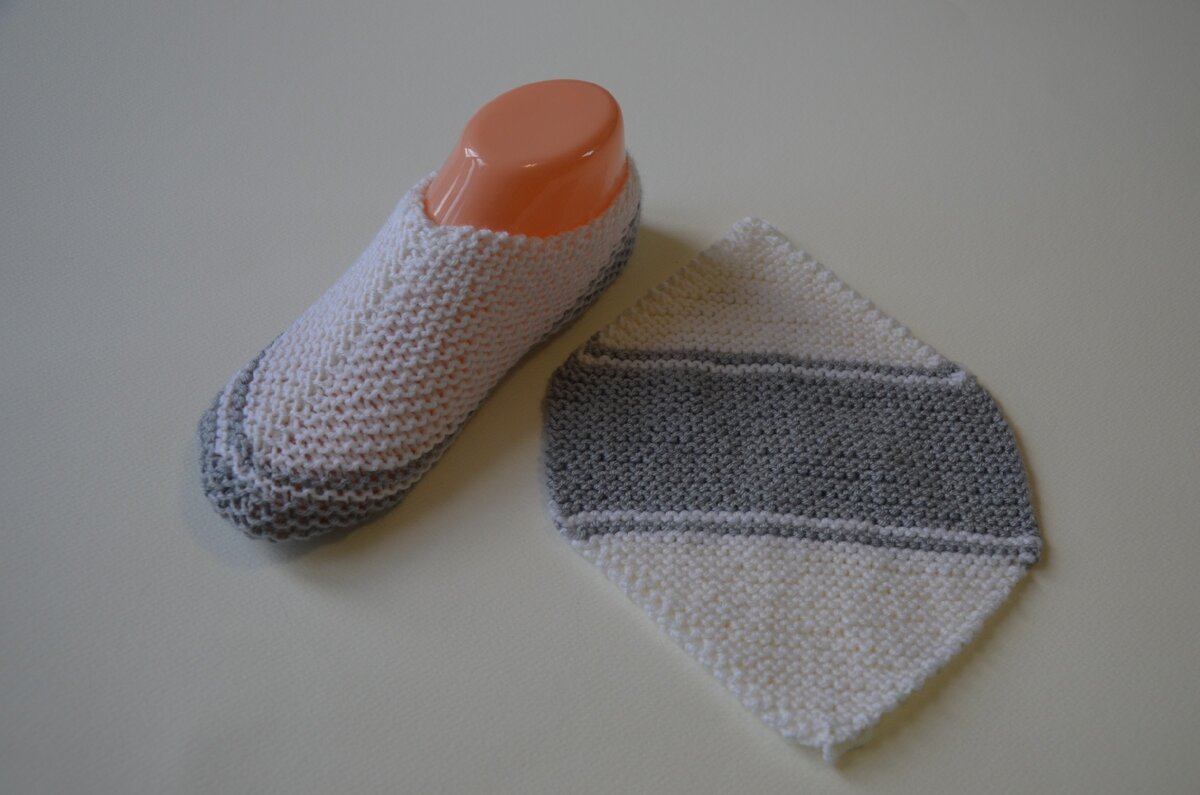 Вот такое получается полотно будущего тапочка)