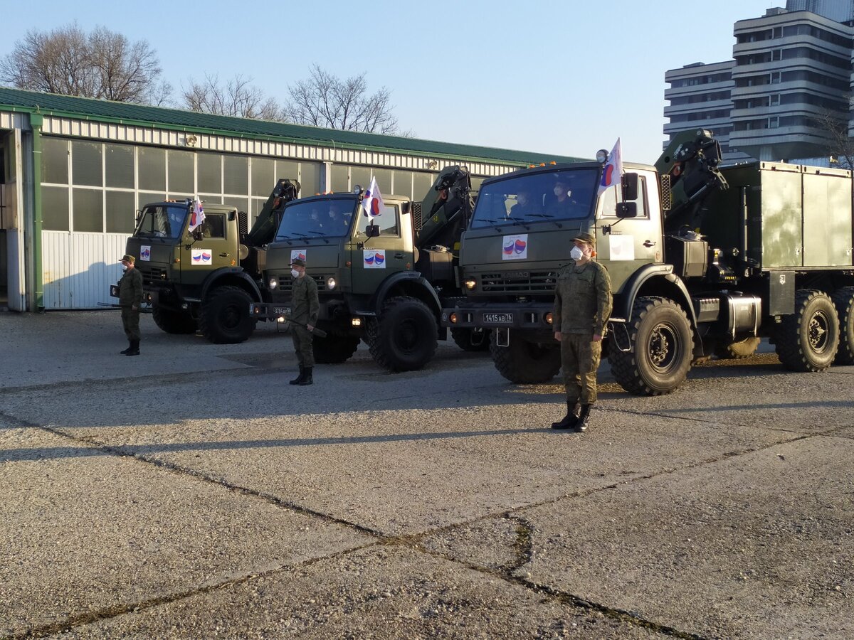 Российские военные в Белграде