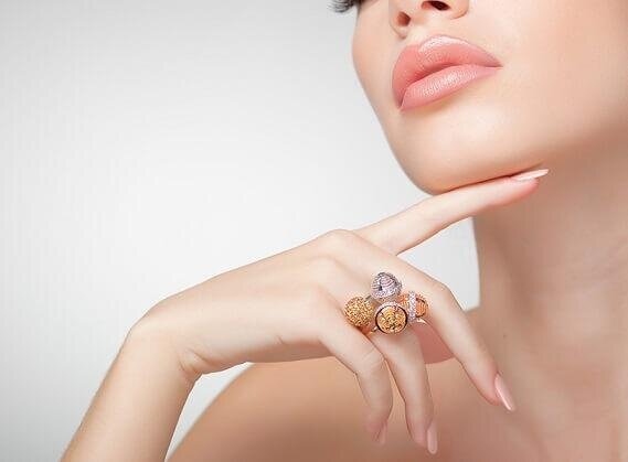 руки выдают возраст