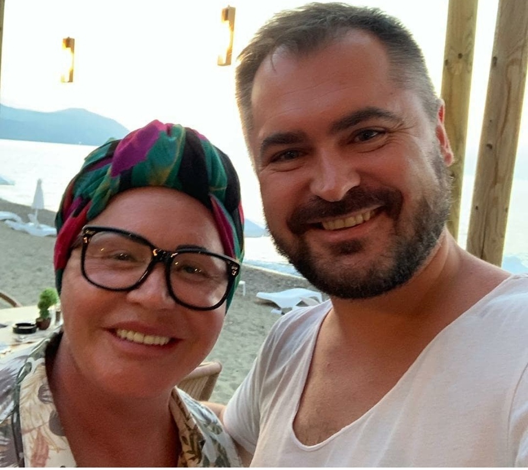 Надежда и Евгений на отдыхе о. Кипр - фото из открытых источников