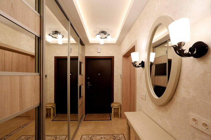 Потолок в коридоре