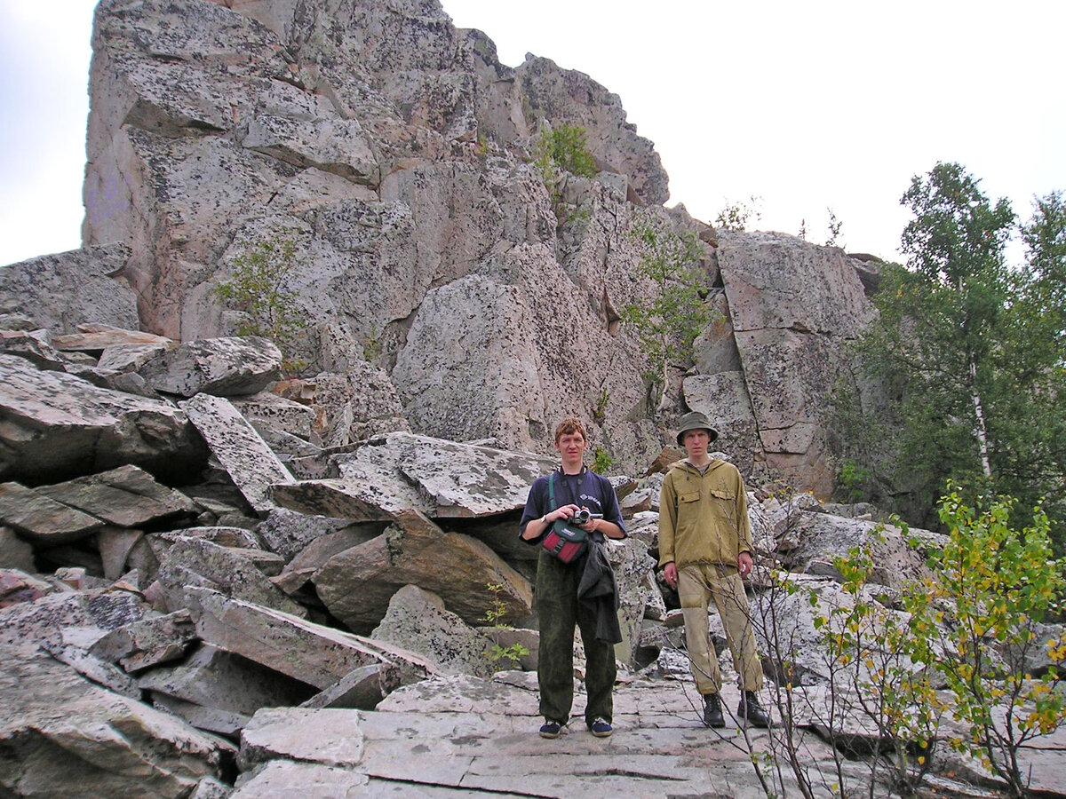 Позади Крутой Ключ. 2007 год. Фото из моего архива