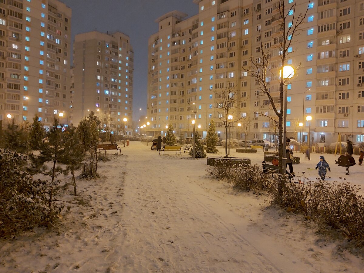 Зимние дворы Москвы