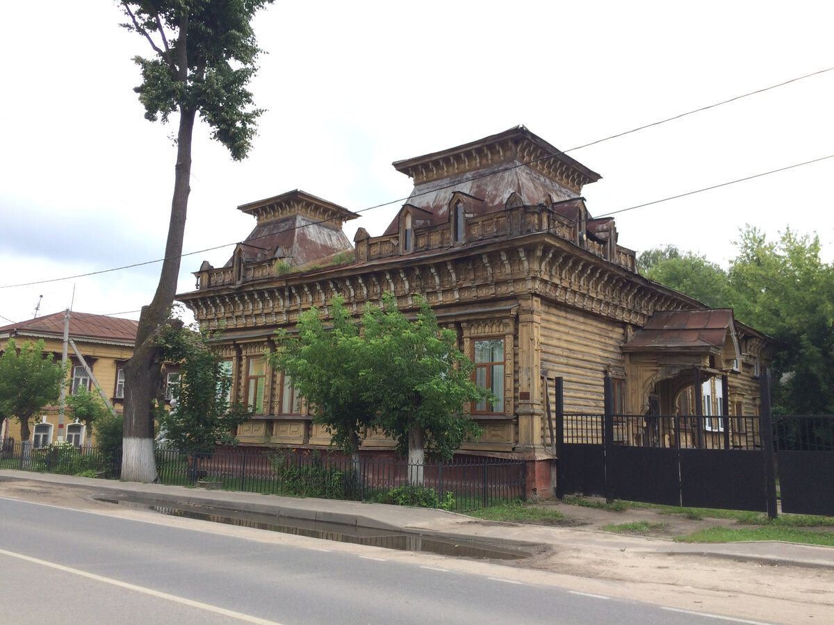 Остатки шелковой мануфактуры в Подмосковье, цеха и станки сохранились с 19  века | СЕМЬ ХОЛМОВ | Дзен