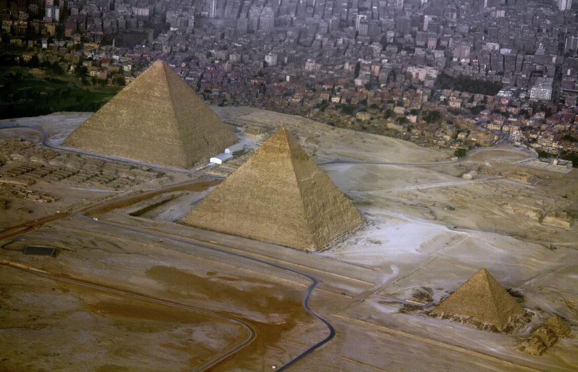 Пирамиды Гизы (Каир)