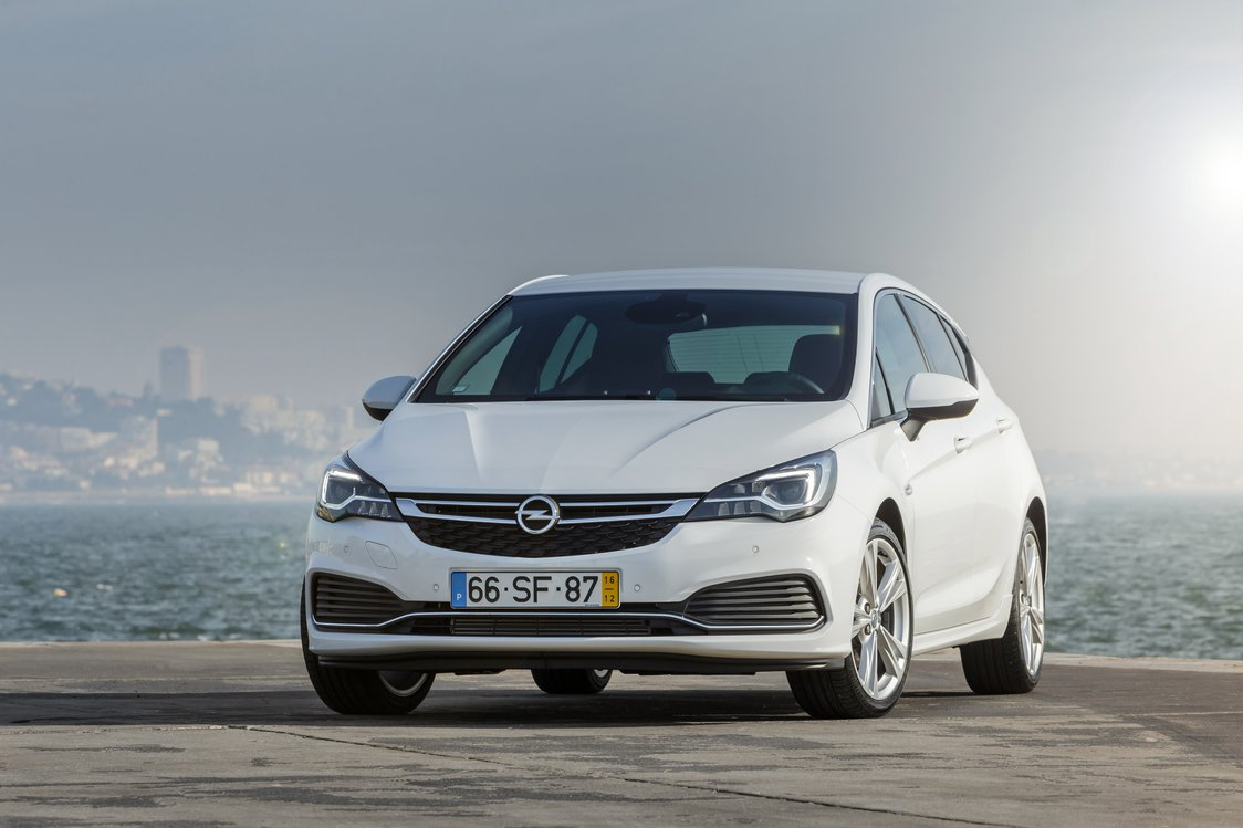 Обзор Opel Astra