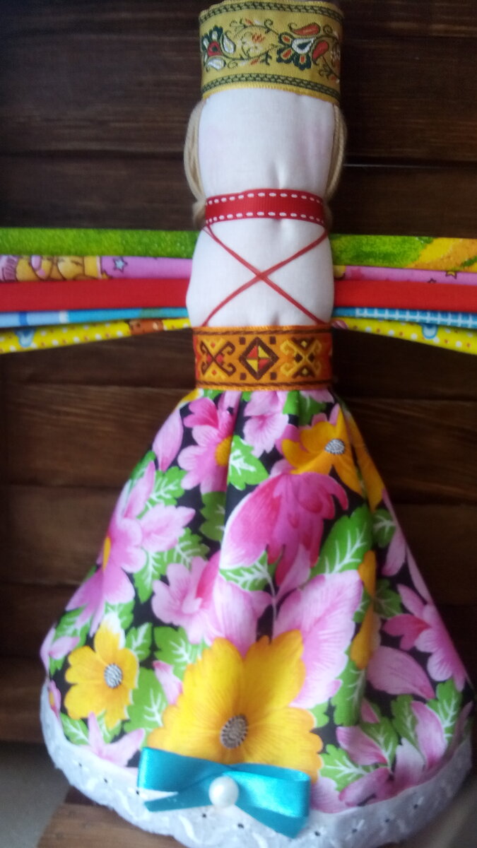 Народная кукла Десятиручка. 