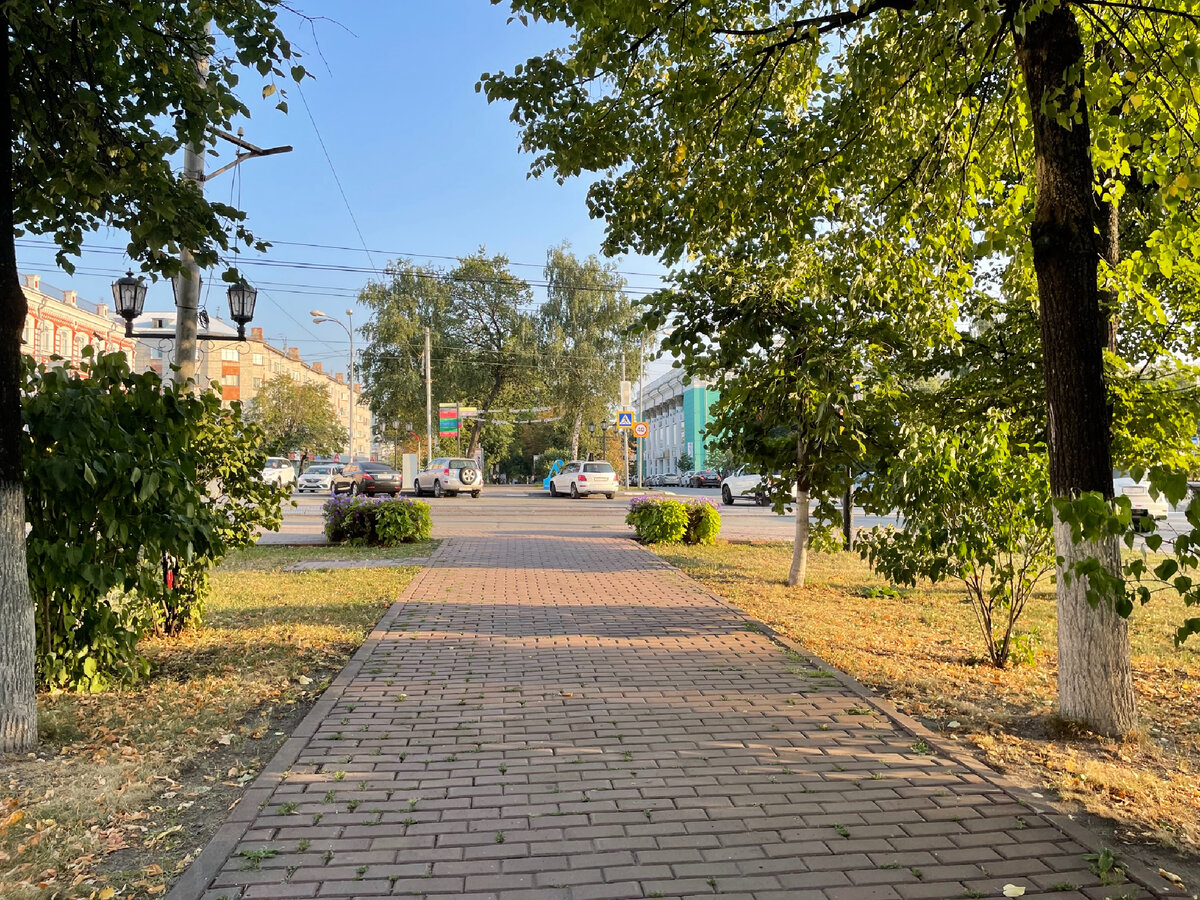 Ульяновск за 1, 2 дня | Что посмотреть в городе: места Ленина, Музей УАЗа,  наследие Симбирска | Manikol. Путешествия всей семьей | Дзен