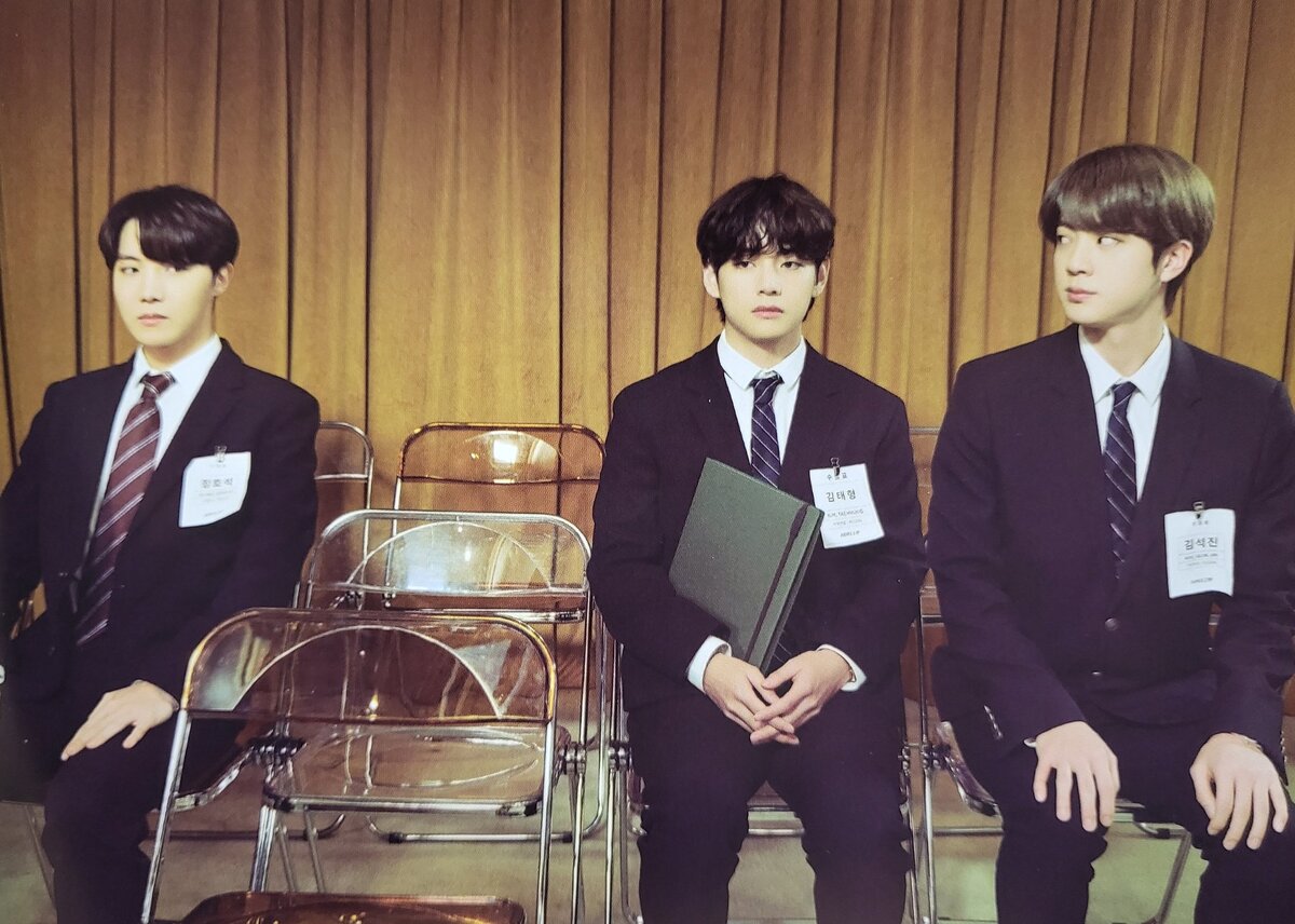 Jin j hope. Bts jin and v братья. Рм сеул. Jungkook fire. Втs.