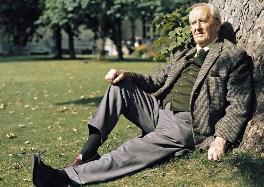 Джон Рональд Руэл Толкин