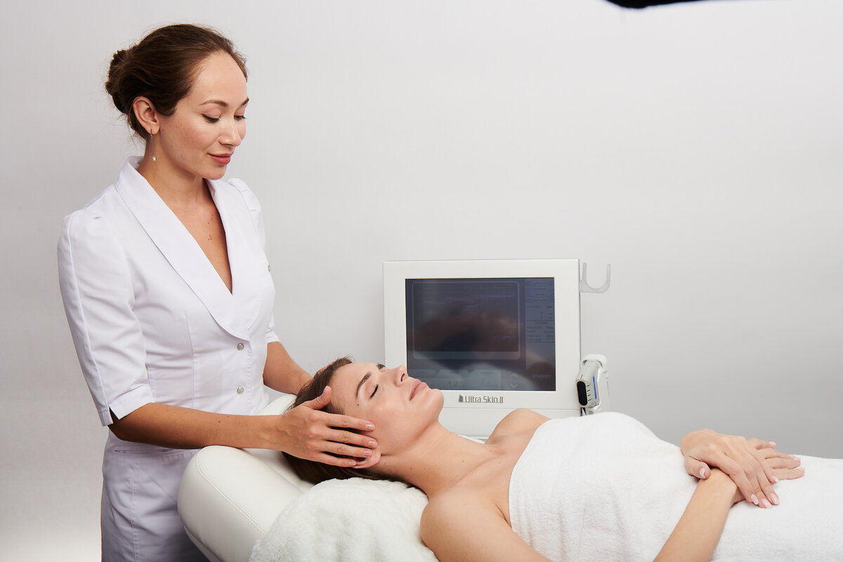 В основе работы Ultra Skin II лежит гиперсфокусированная точка коагуляции, которая снижает болевые ощущения во время процедуры почти в 2,5 раза даже при использовании высокой мощности ультразвука (по данным исследования KANGBUK Samsung Hospital, Seoul)