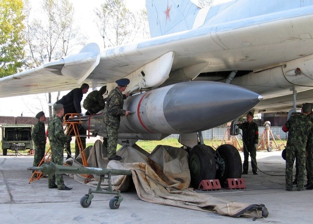 Иркутское высшее военное авиационное. Учебный аэродром ТВВАИУ. Иркутское военное авиационное инженерное училище. Иркутск военное авиационное училище. Учебный аэродром Иркутского ВВАИУ.