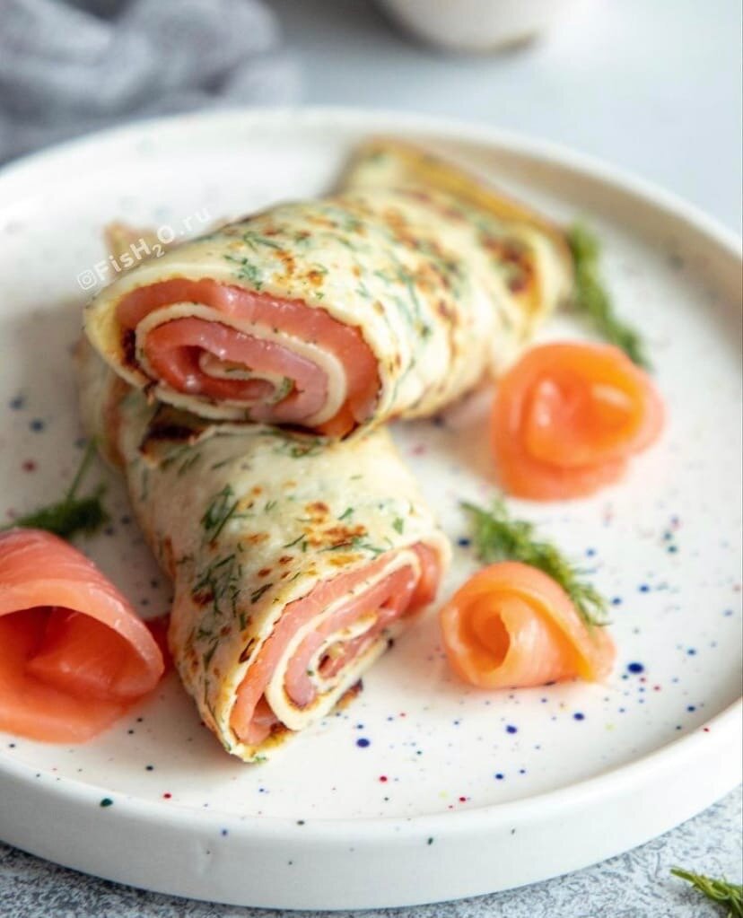 Блины с укропом и форелью