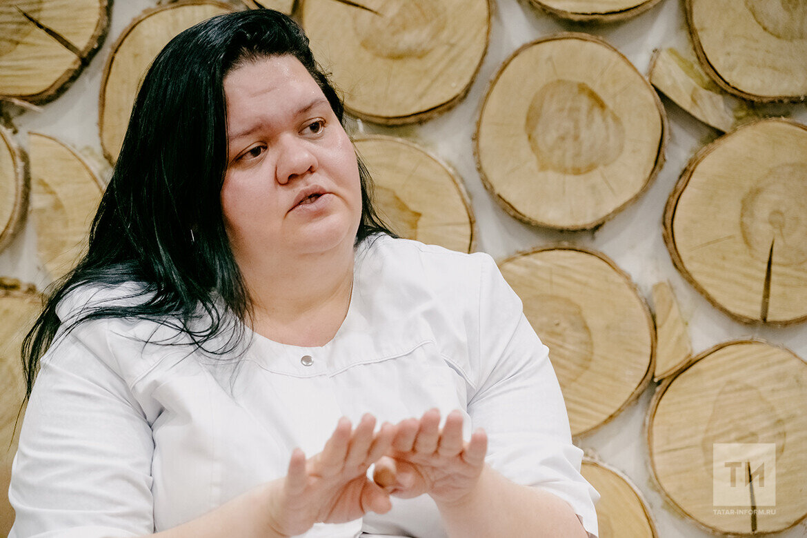 Алия Насибуллина напомнила, что алкоголь – это нейротоксический яд. Поэтому лучше вообще воздерживаться от его употребления и жить без негоФото: © Салават Камалетдинов / «Татар-информ»