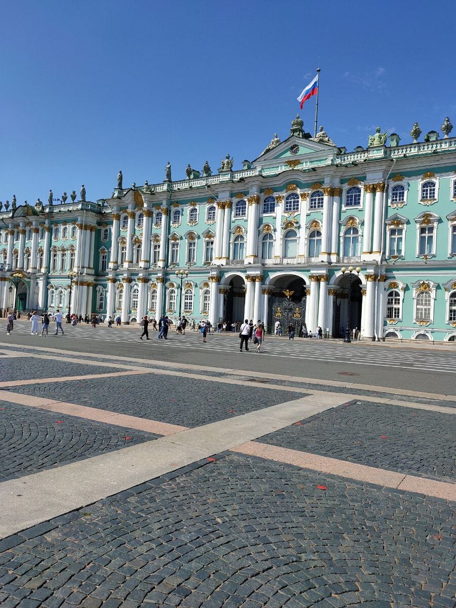 История Эрмитажа в Петербурге