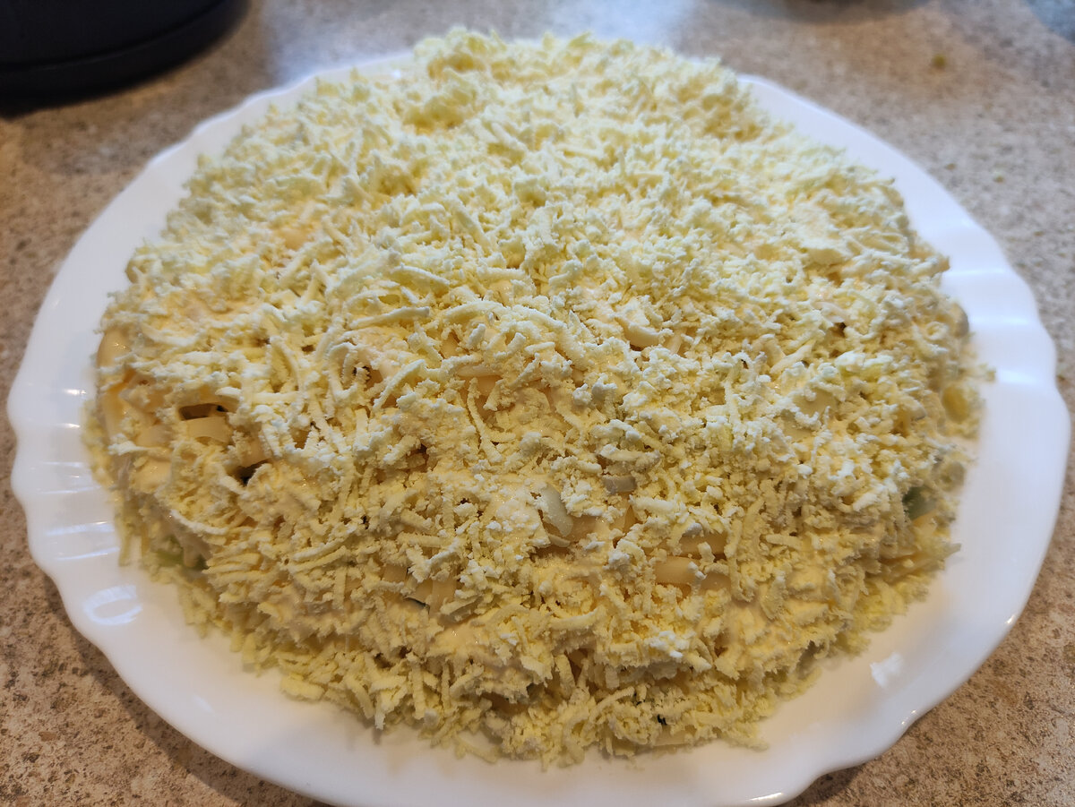 Салат из маринованных шампиньонов с курицей (фото автора) 