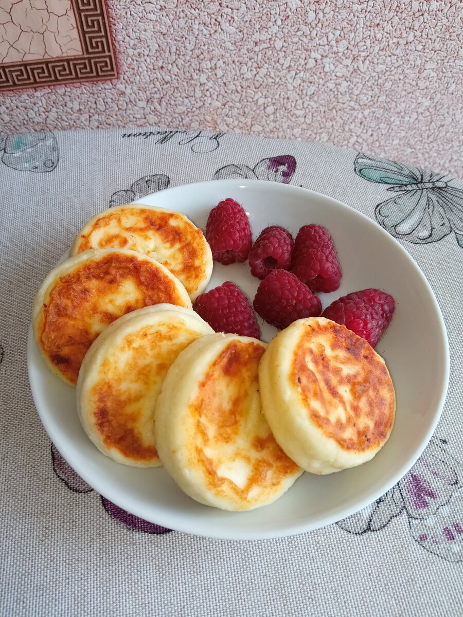 Простой рецепт сырников | Плюшки от Валюшки😊 | Дзен