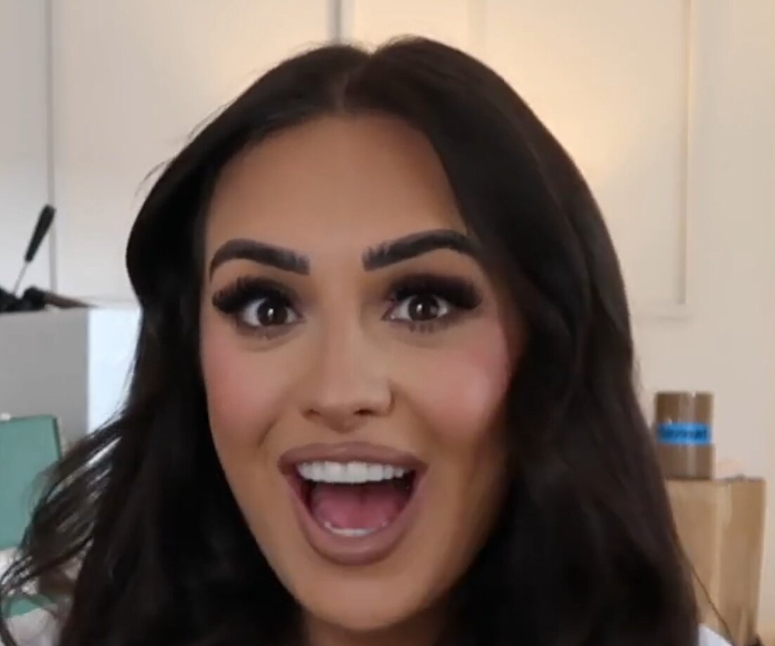 Amy Rose Walker Tongue Mouth Open 