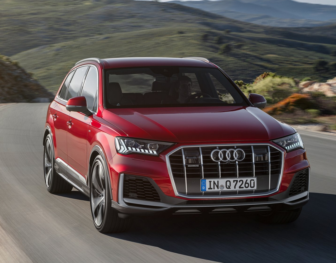 Ауди Q7