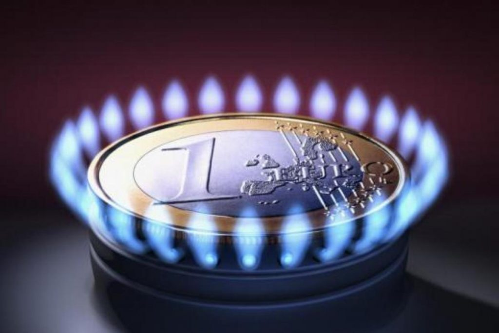 Газ горит. Burning graph. Экономия газа. Горит экономия. Горящие газовые конфорки.