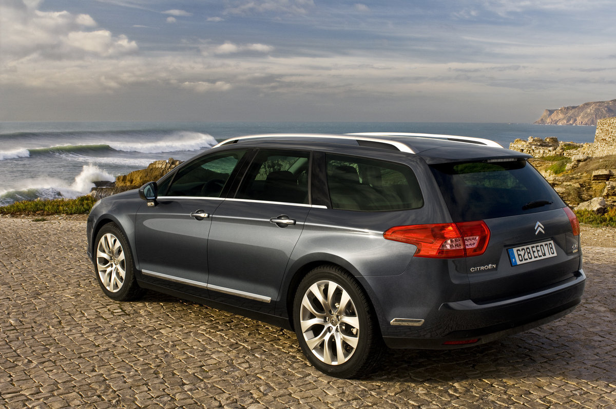 Citroen C5 универсал. Фотография взята с сервиса Яндекс Картинки 