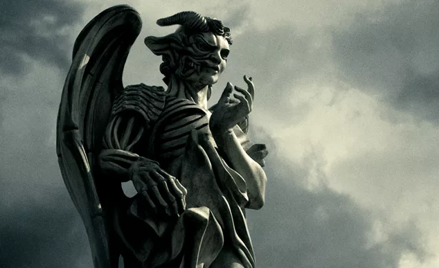 Статуя полуангела-полудемона из фильма "Ангелы и демоны" 