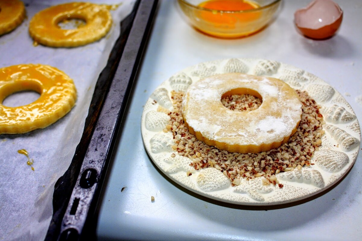Советская кухня: то самое кольцо песочное с орехами по ГОСТу