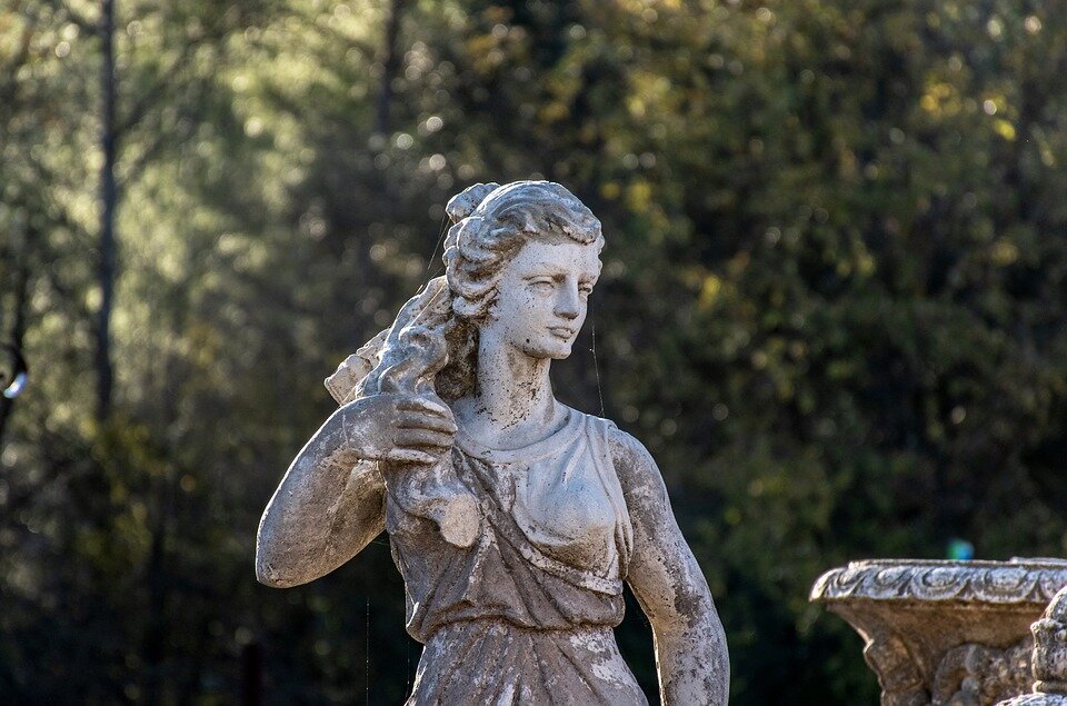 pixabay.com/photos/marble-statue-sculpture-figure-art-3848798/