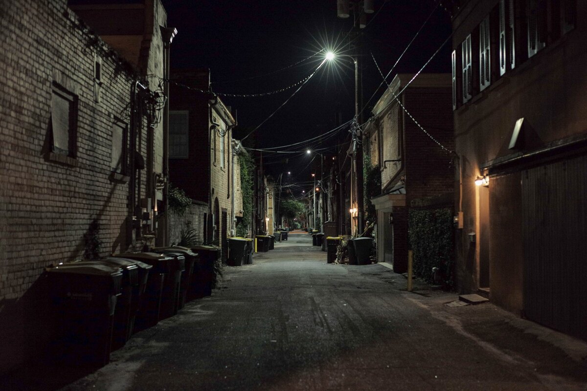 https://c.wallhere.com/photos/09/53/alley_savannah_leica_m_240_noctilux_dark_night-1032543.jpg!d