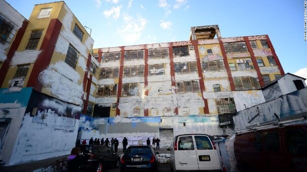 https://edition.cnn.com/videos/us/2018/02/13/5pointz-graffiti-artists-awarded-work-destroyed-michaela.hln 