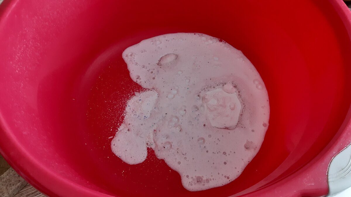 Добавляю уксус