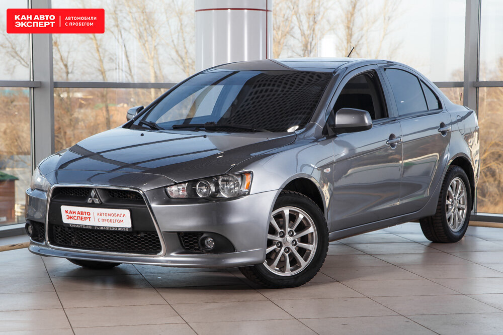 Mitsubishi Lancer X за 400 тыс. руб.                                                                               Источник Авто.ру