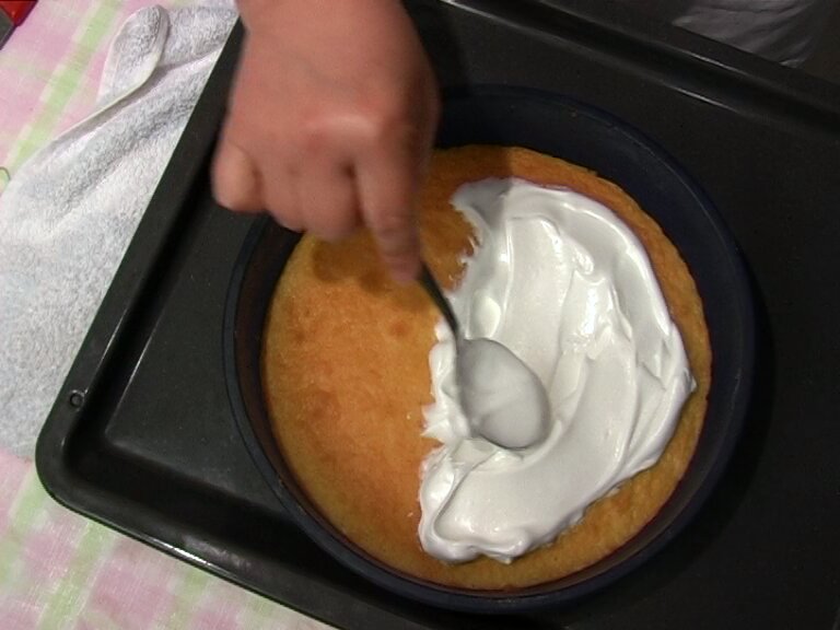 Торт лимонный с безе. Все вкусы сошлись в этом торте.