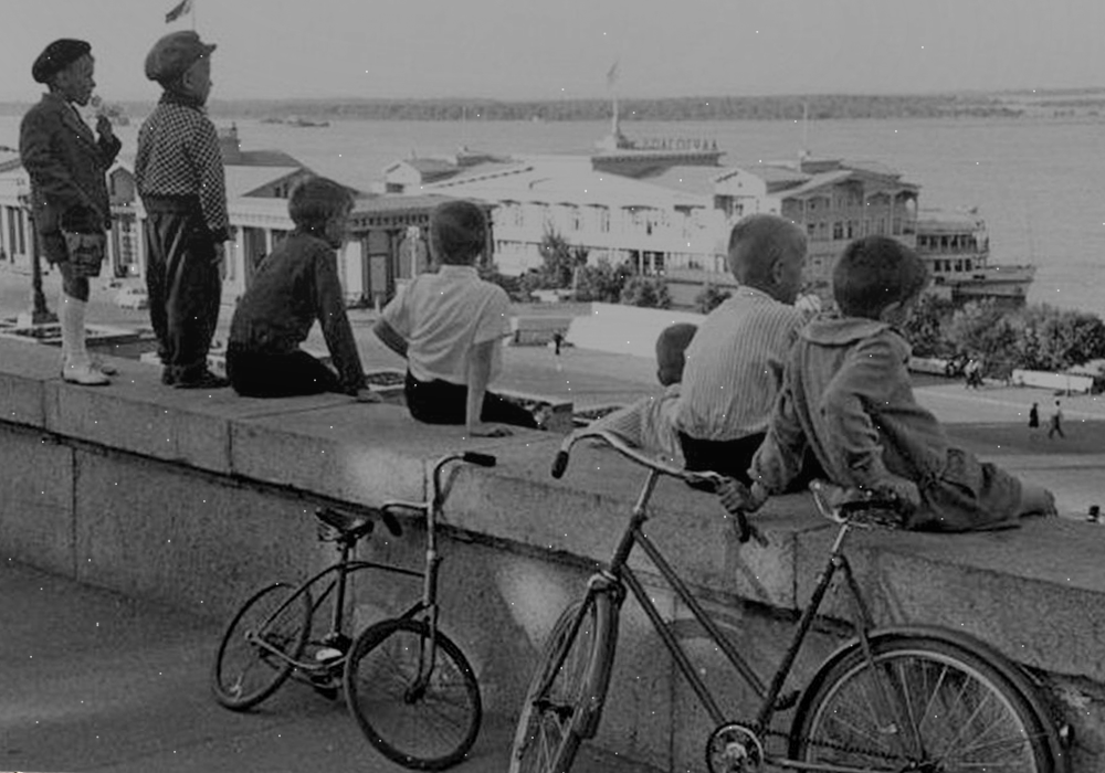 Скоро придет теплоход