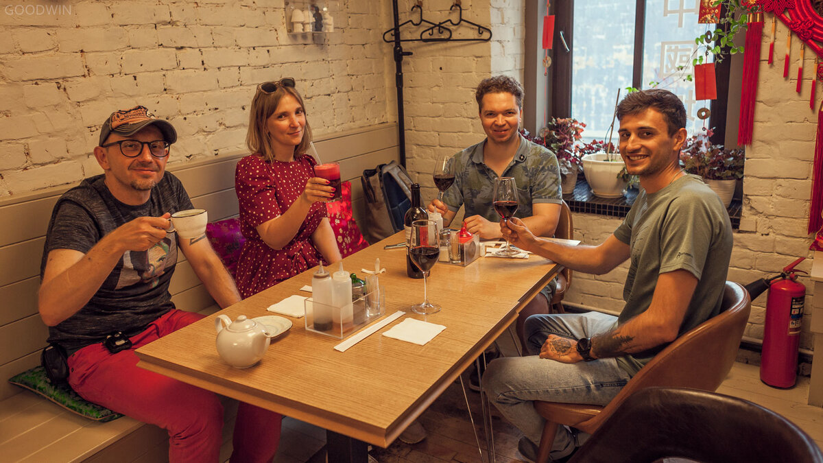 Листайте! Алла с Урала в цветнике!