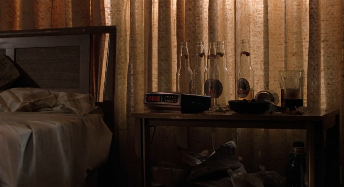 После празднования обычно больше (Кадр из фильма "Очень плохой Санта")