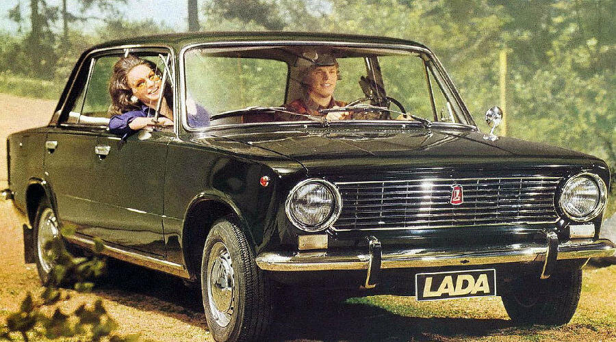  Экспортный седан ВАЗ-21011, 1974–1983