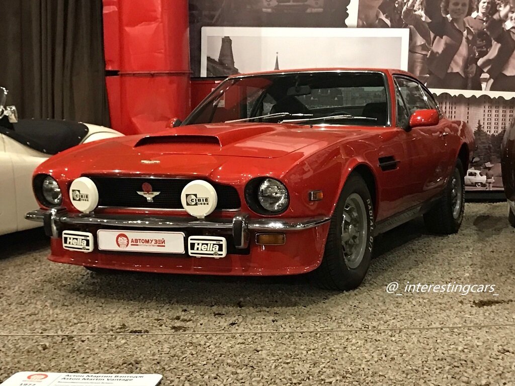 Aston Martin Vantage 1977