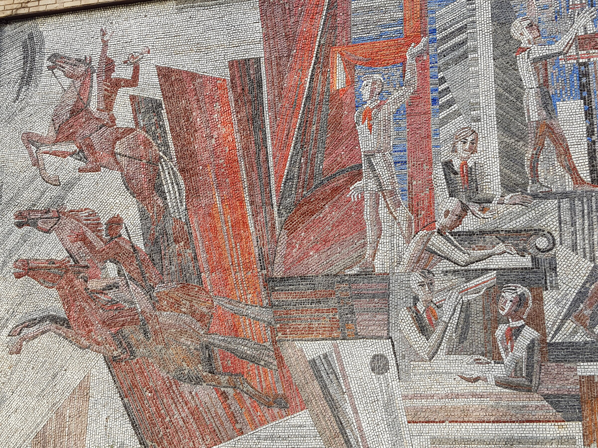 Красноармейцы, пионеры